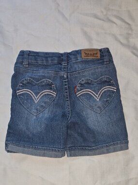 Levi's Denim Midi Shorts with Heart Pockets, Adjustable Waist Girls Size 5 Reg
